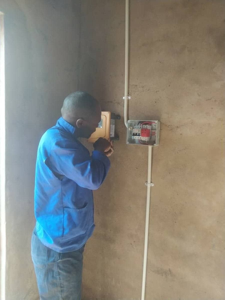 Inverter and distribution board installation